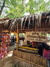 ตลาดโอ๊ะป่อย สวนผึ้ง: หนึ่งวันสบาย ๆ ราชบุรี