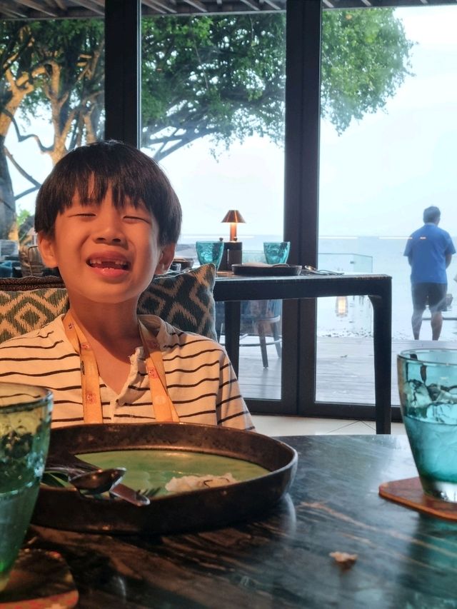 예약 필수 선셋 레스토랑