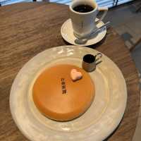 まん丸でかわいいクラシックパンケーキ🥞