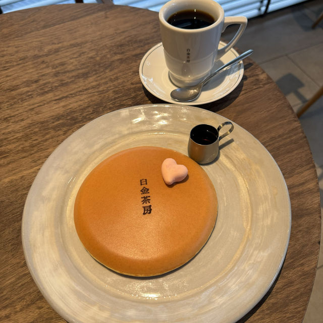 まん丸でかわいいクラシックパンケーキ🥞