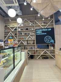 📍CAMP Cafe นั่งสบายๆสไตล์ห้องสมุดที่ชั้น5เมญ่า