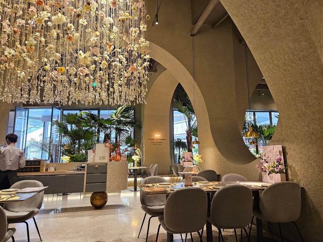 高級餐廳口碑好，打卡位置多