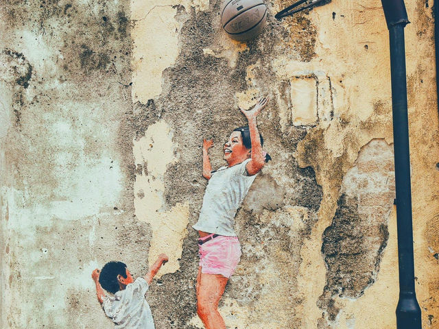 🇲🇾 Walk Through Art: Explore Penang's Iconic Street Murals