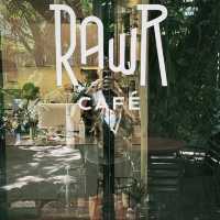Rawr Cafe: ป่ากลางเมือง สุขุมวิทที่ไม่ควรพลาด