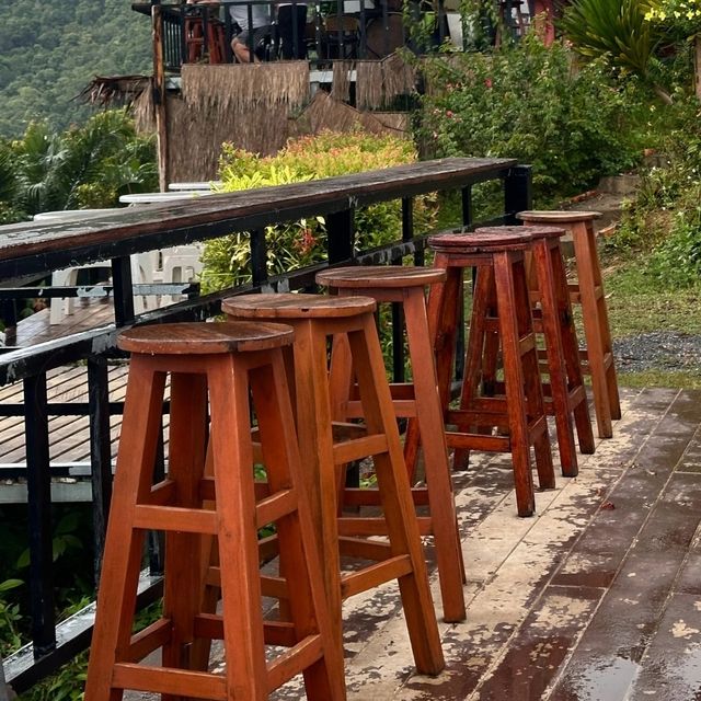 ชมวิวสวยๆ ที่ ดินแดงดอย