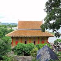 วัดถ้ำเขาเต่า...วัดงามใกล้ชิดธรรมชาติที่หัวหิน