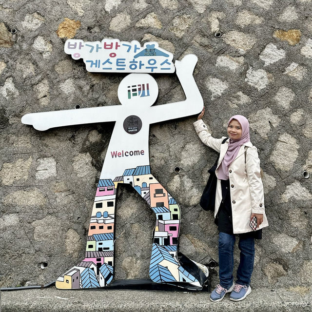 Gamcheon Cultural Village: A Colorful Paradise with a Touching History