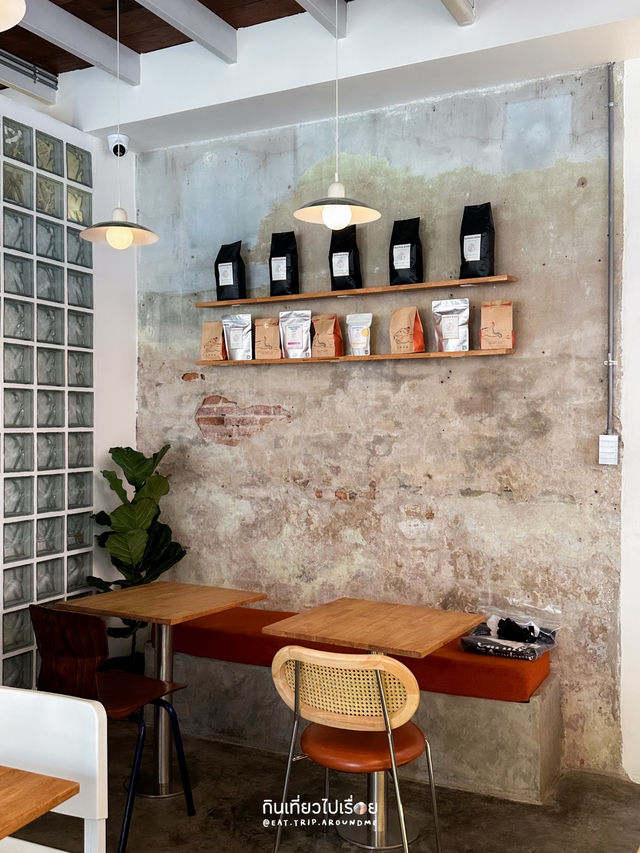 Leap Café คาเฟ่ในบ้านหัวมุมถนนกลันตัน