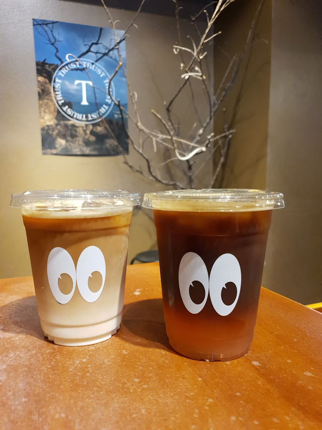 🍰 🌟 TRUST Cafe and Studio 
