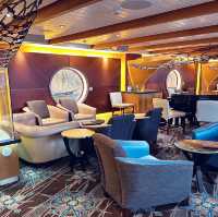 Cruise with Luxury Ovation of the Seas to Alaska 