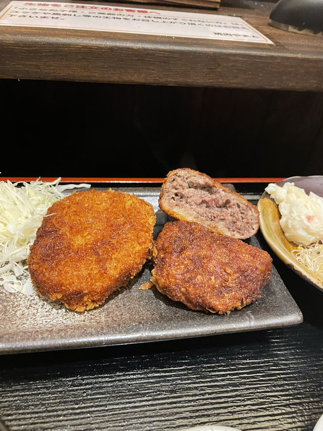 兵庫　明石にある焼肉屋のハンバーグランチ🍖