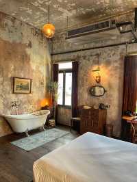 Bangkok's most instagrammable antique hotel