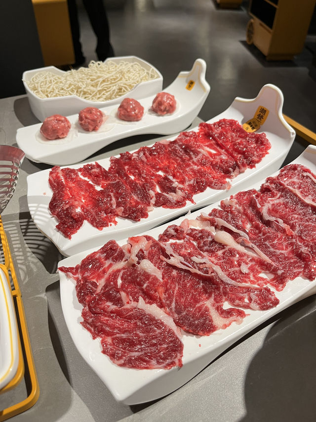 新鮮牛肉火鍋在羅湖！