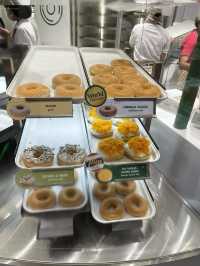"曼谷味蕾探險：Krispy Kreme 冬甩店冬季美味篇🍩💖"