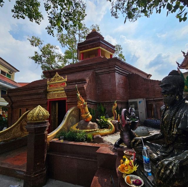 บ่อน้ำพระพุทธมนต์ วัดอินทรวิหาร