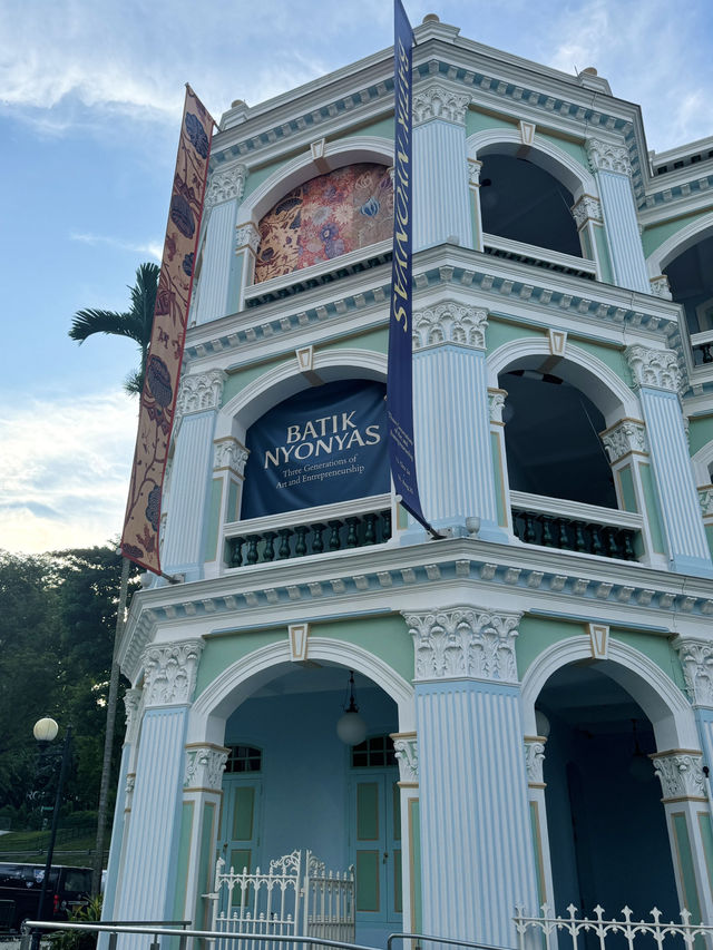 🇸🇬 Exploring the Rich Heritage at the Peranakan Museum, Singapore