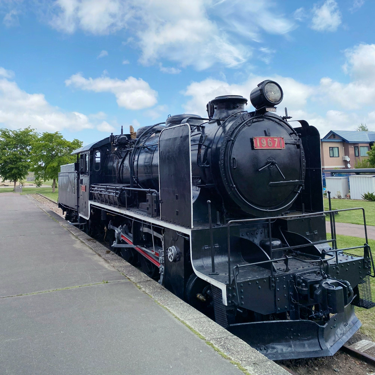 鉄道 プレート 愛国 帯広 表示標 鉄道 プレート 愛国 帯広 表示標（駅名表示板 - 帯広市、幸福駅