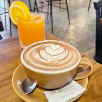 Did you know this cafe bakes fresh sourdough daily!