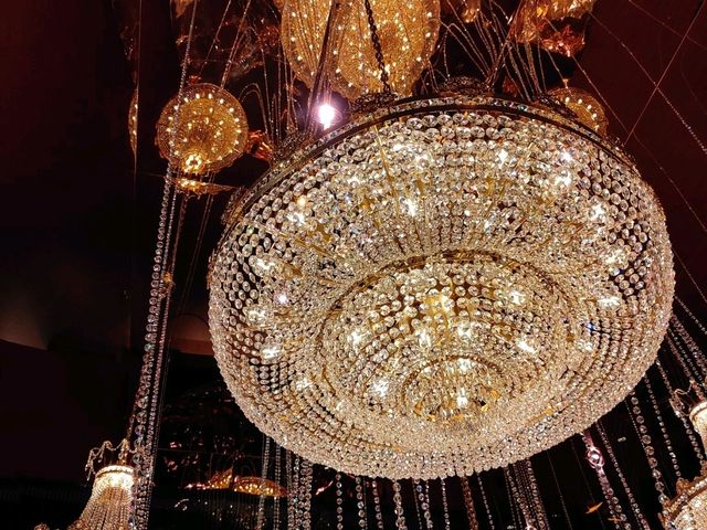 คริสตัล บาร์  ย่านราชเทวี🥂