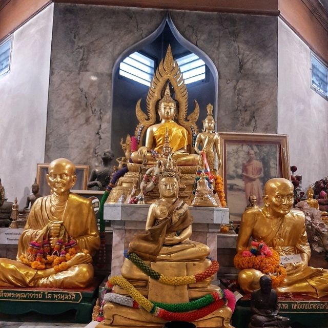 พระเจดีย์แห่งความเป็นสิริมงคล ณ เขาค้อ