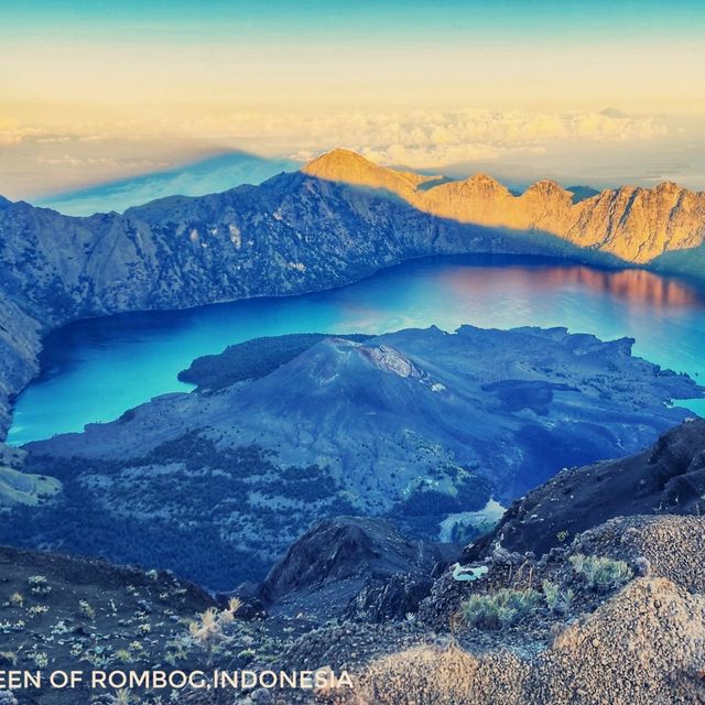  เดินป่าภูเขาไฟที่ยังไม่ดับ Mt.Rinjani 