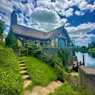 Hobbiton is a stunning destination in its own right