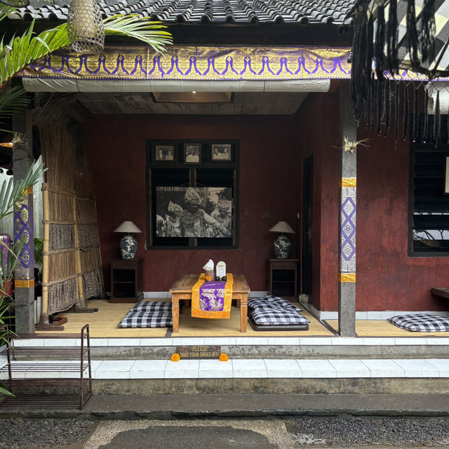 【ウブド】外国人観光客に大人気「サンサンワルン（Sun Sun Warung）」