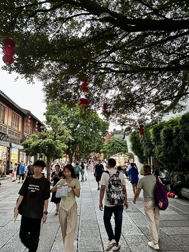 A Walk Through Time at Sanfang Qixiang, FZ