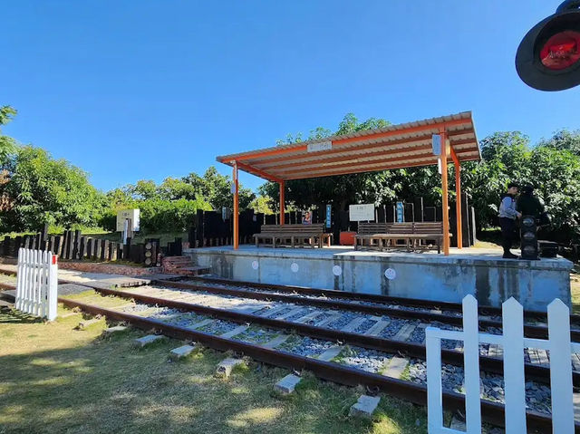 情人節好去處🤍牛稠子車站公園 🚉❤️