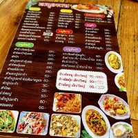 อิ่มอร่อยกับขนมจีนห้อยขา ลุงน้อยไก่ทอดตะไคร้