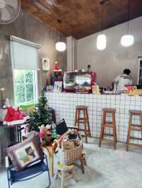 บ้าน ฮิม ฝาย