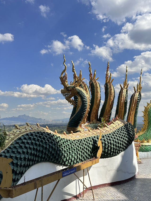 ขึ้นดอยไปทำบุญ วัดรัตนคูหาถ้ำผากล้วย จ.ลำปาง