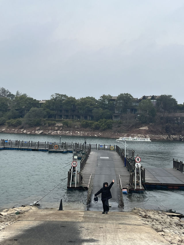 這裡的水真的假不了！杭州千島湖超美