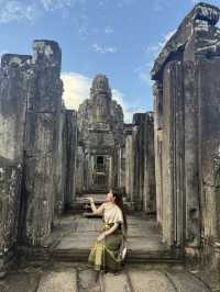 "Siem Reap Uncovered: Temples, Tastes & Nightlife"