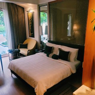 Modern design and top-notch hospitality 🏨✨