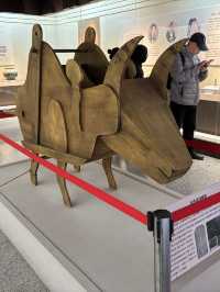 貴重な史跡の上に建つ漢中博物館