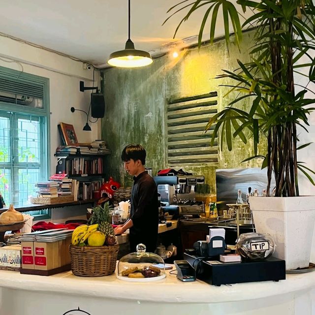 Kice food and cappucino
