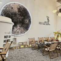 Laid-back Vibes at Hulu Cafe