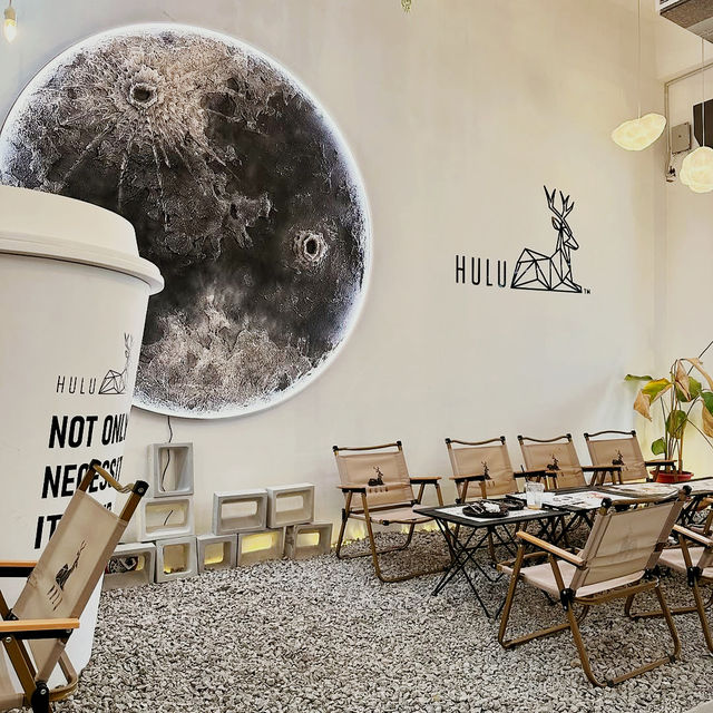 Laid-back Vibes at Hulu Cafe