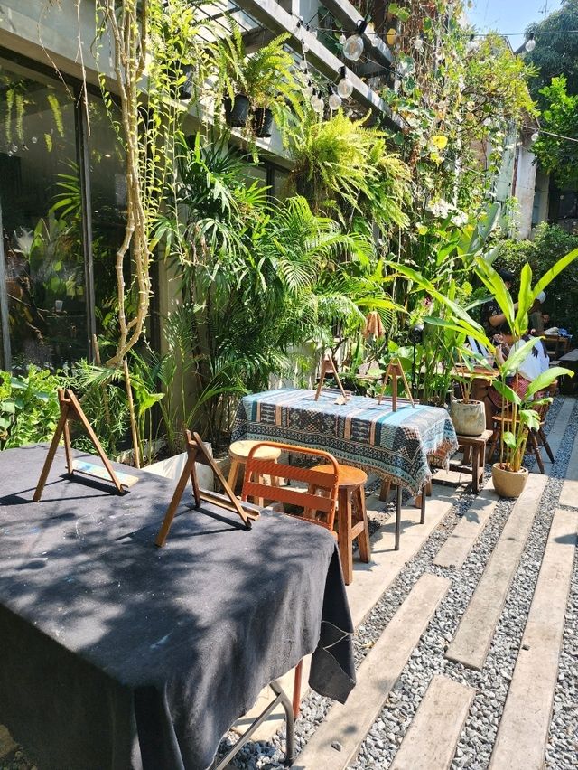 【バンコク】アートワークが出来る自然派カフェ🍀