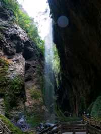 Longshuixia Fissure Gorge: A Hidden Gem