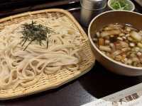 伊香保石段街で味わう伝統の水沢うどん「大澤屋 石段店」—旅の合間に極上の一杯を