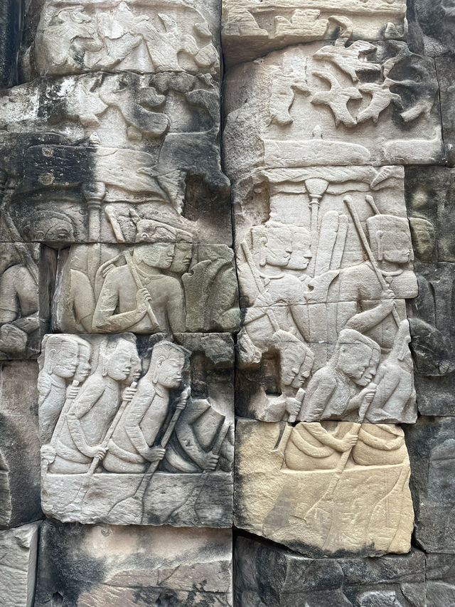 🇰🇭 Bayon: A Temple of Frescos