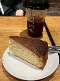 รีวิวคาเฟ่เท่ๆ กลางเยาวราช – As.is Coffee Stand ☕️