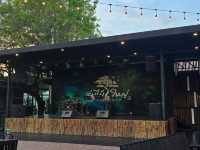 ร้านนั่งชิว ร่มไม้ใหญ่ แพร่ บรรยากาศดีเวอร์