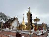 เที่ยววัดพระธาตุดอยตุง ปลายเดือนกุมภา