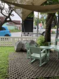 สวนหน้าบ้าน คาเฟ่ & เบเกอรี่โฮมเมค ชลบุรี
