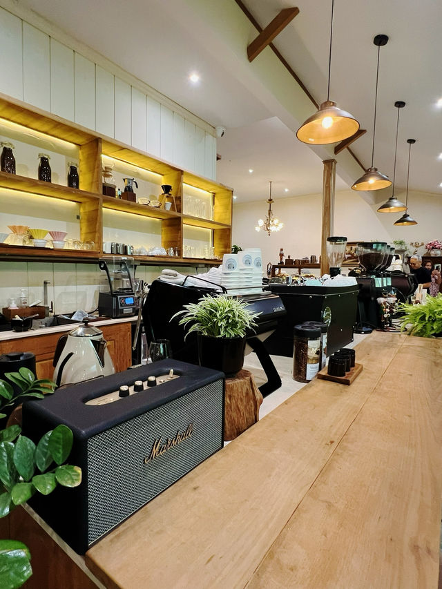 ร้าน Basket Coffee and croissant 🥐 