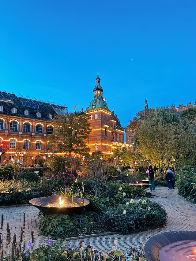 สวนสนุก Tivoli สวนสนุกเก่าแก่ใจกลางเมืองโคเปนฯ