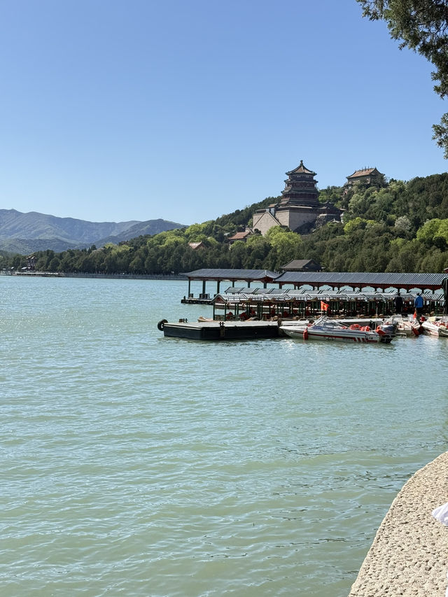 A Spring Day in Paradise: Discovering the Magic of Beijing’s Summer Palace (颐和园)